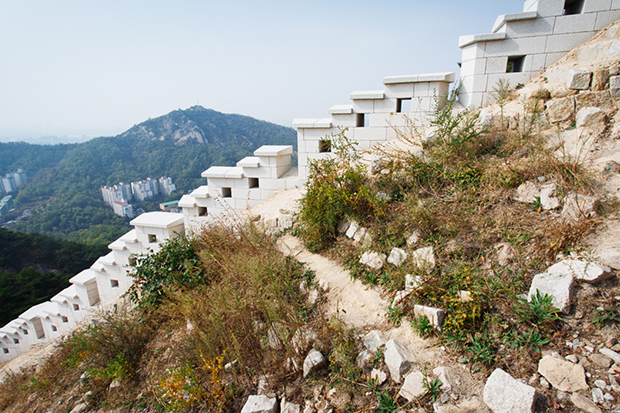 인왕산 정상 부근